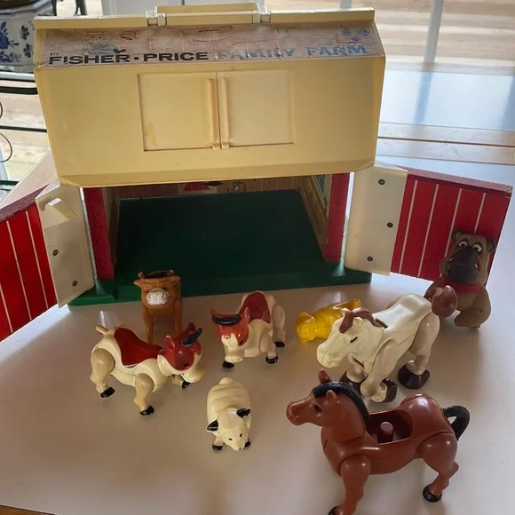VTG 1967 Fisher Price Family Farm - Picture 2 of 10